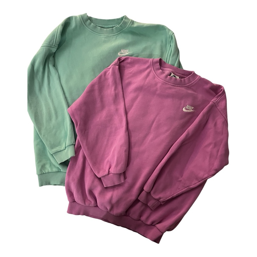 Nike Girls Large Green and Purple Crew Neck Sweatshirts
